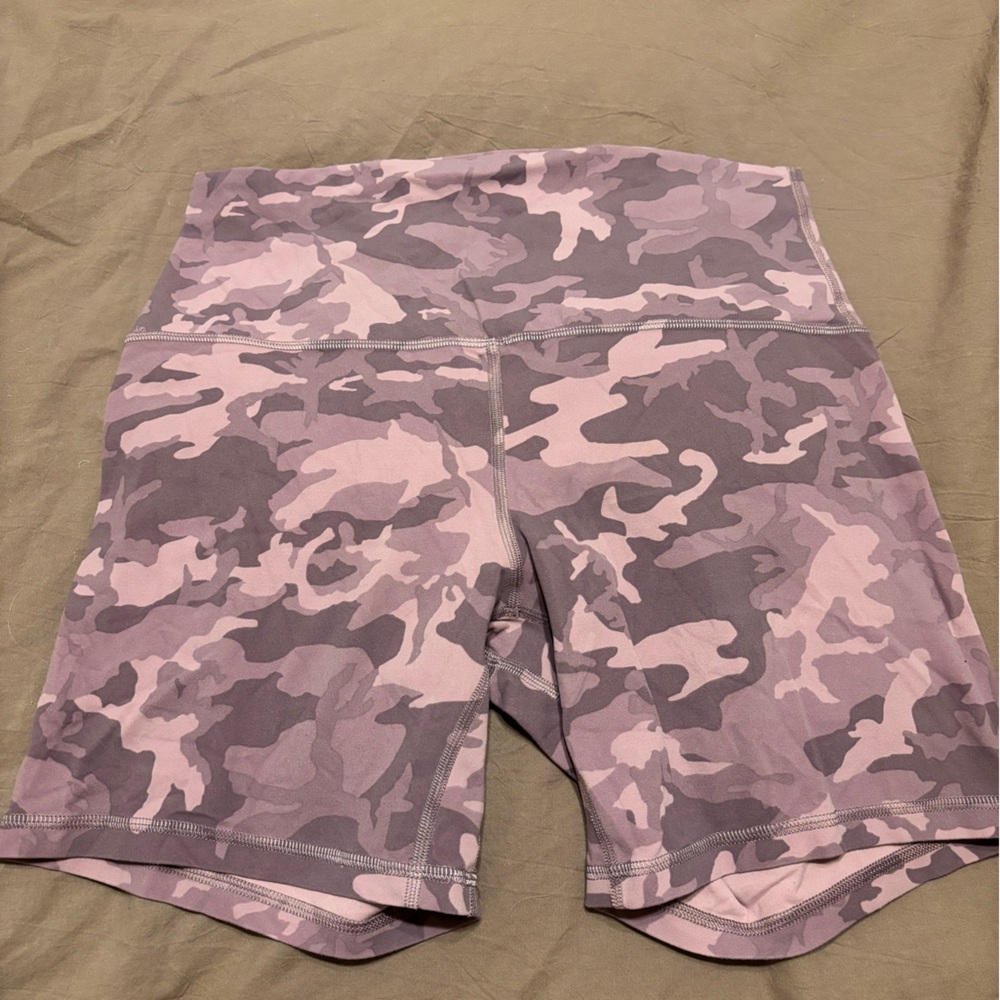 Lululemon align shorts Incognito Camo Pink Taupe Multi Sz 10 great condition - Picture 2 of 6
